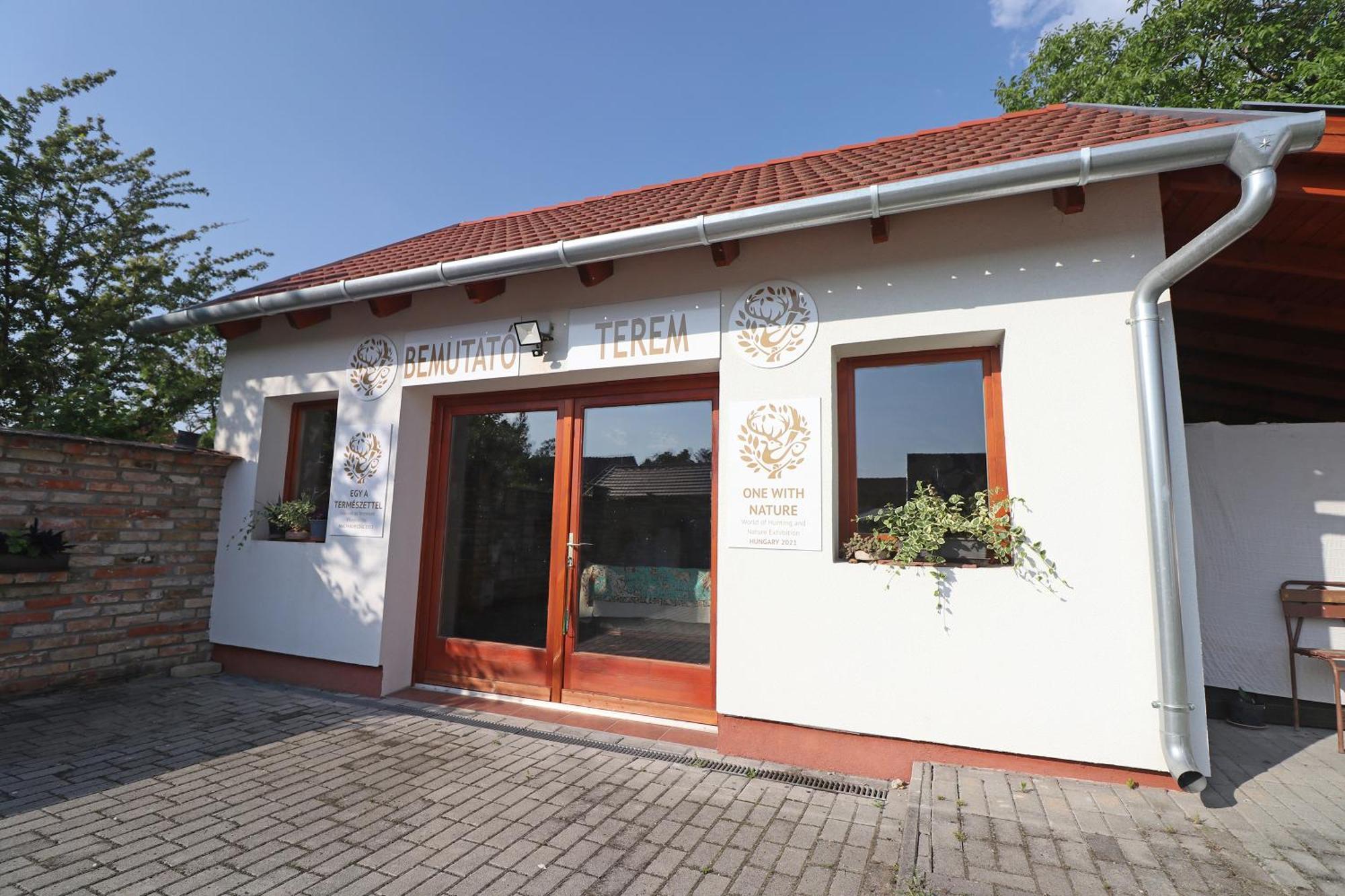 Fuezesi Papa Vendeghaza Hotel Harta Exterior foto