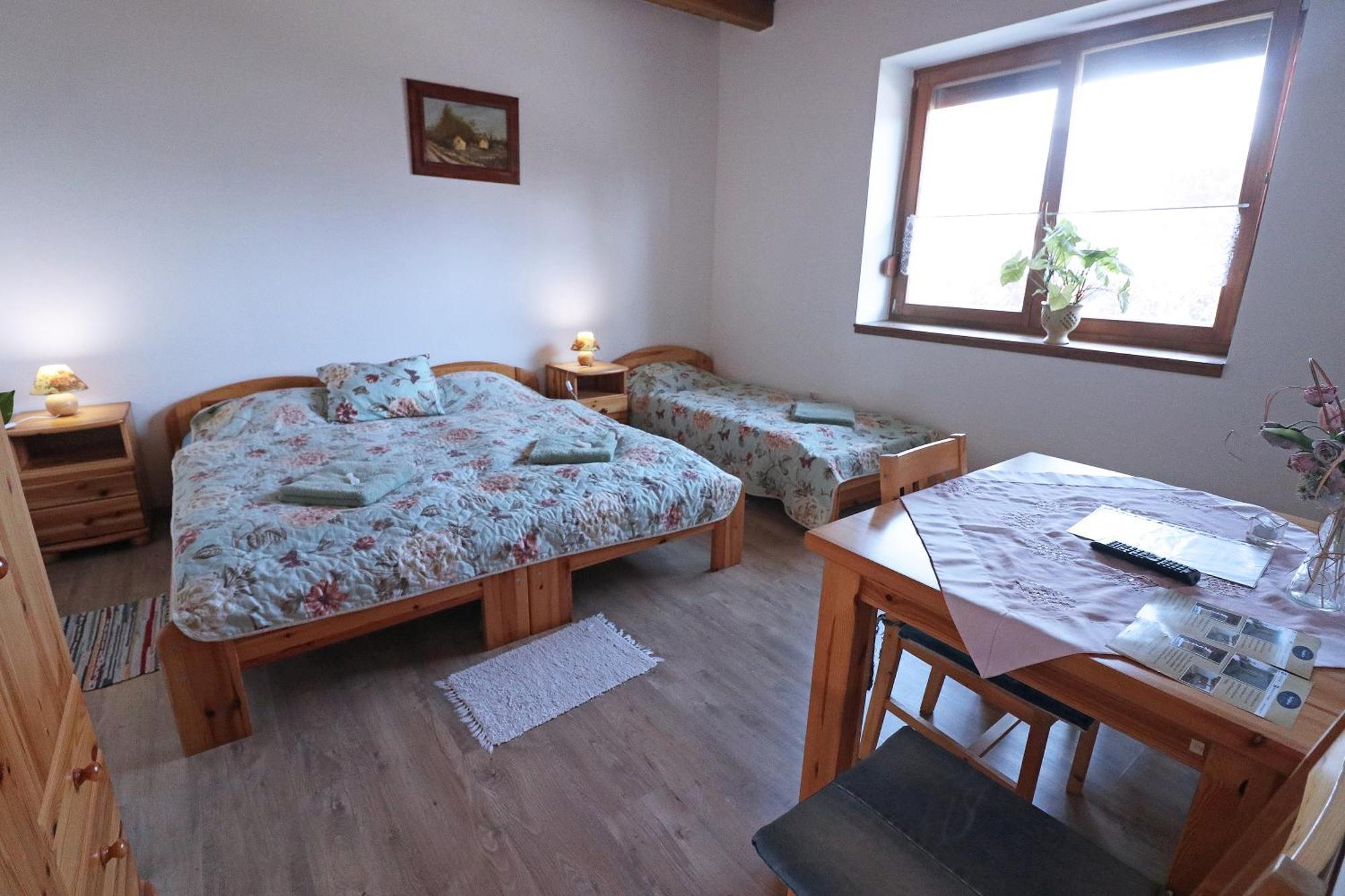 Fuezesi Papa Vendeghaza Hotel Harta Exterior foto